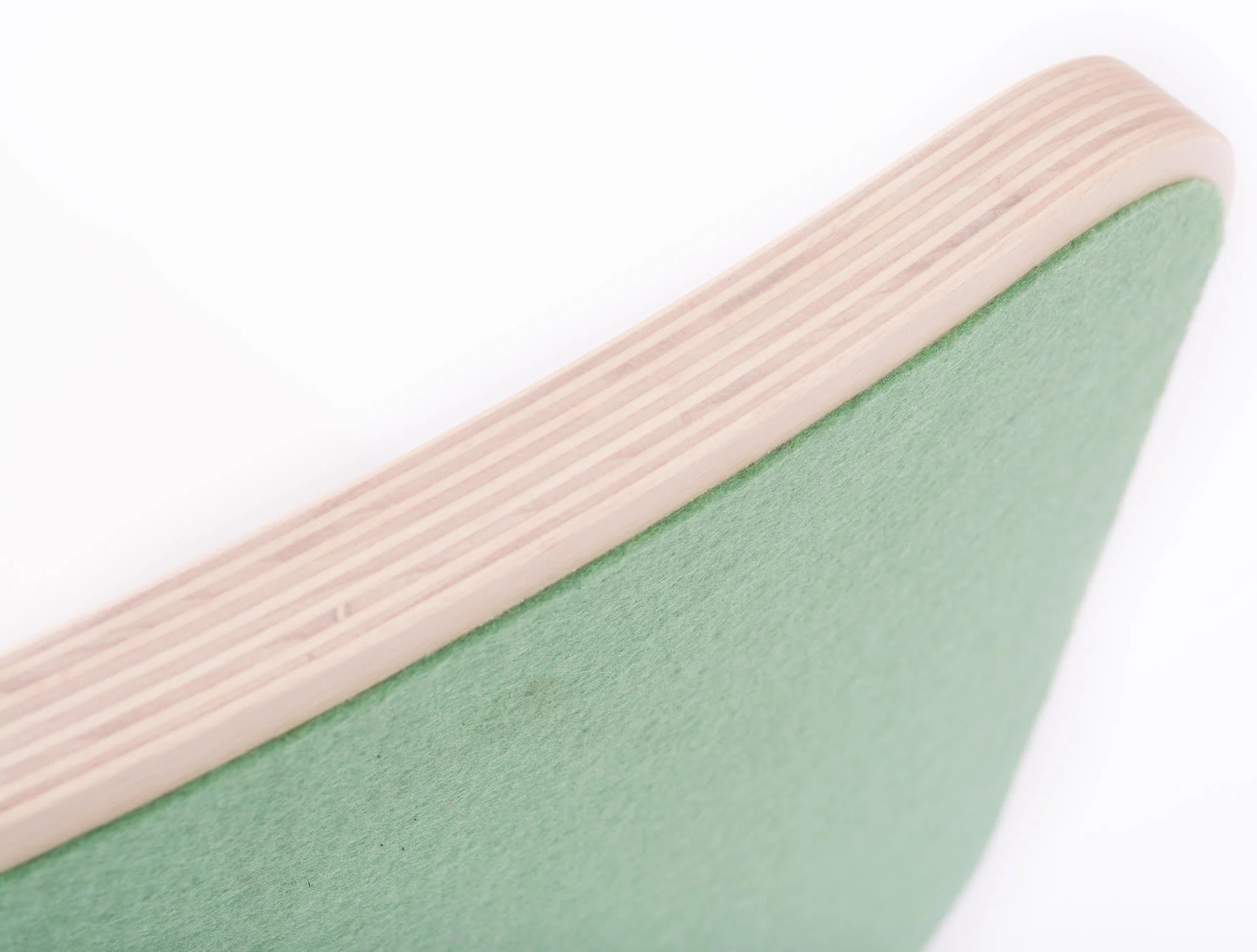 Wobbel Starter Board Con Feltro Grigio - Tavola Di Equilibrio In Legno Di Faggio 70x27,5 Cm - Portata 100 Kg - Da 0 A 100 Anni