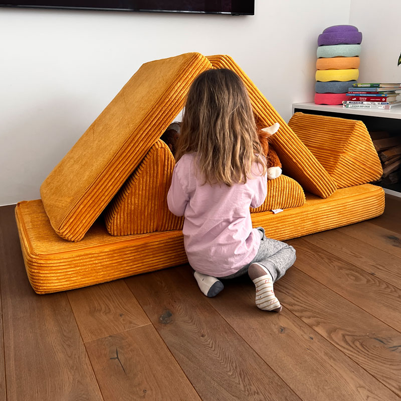 Kinder Spielsofa: "Fantasiewelt" von Linodino im Review von Linodino ©https://wunsch-kind.at